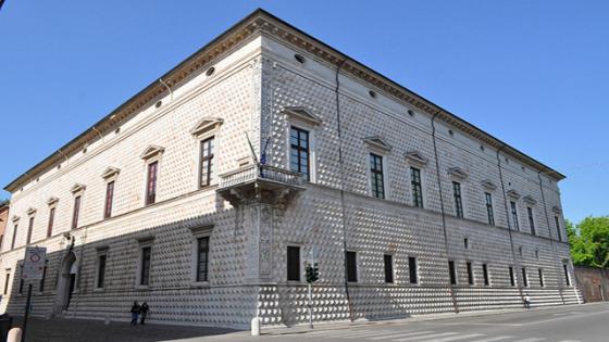 Palazzo dei diamanti
